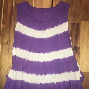 Guess tie dye purple and white top